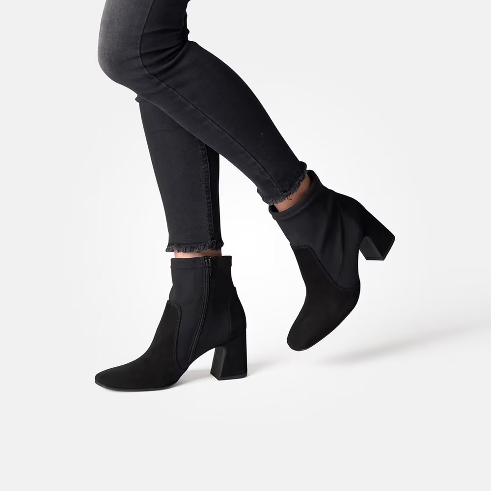 PAUL GREEN SERENA BOOT Women’s 9 Black Suede Ankle Heel Booties Square Toe
